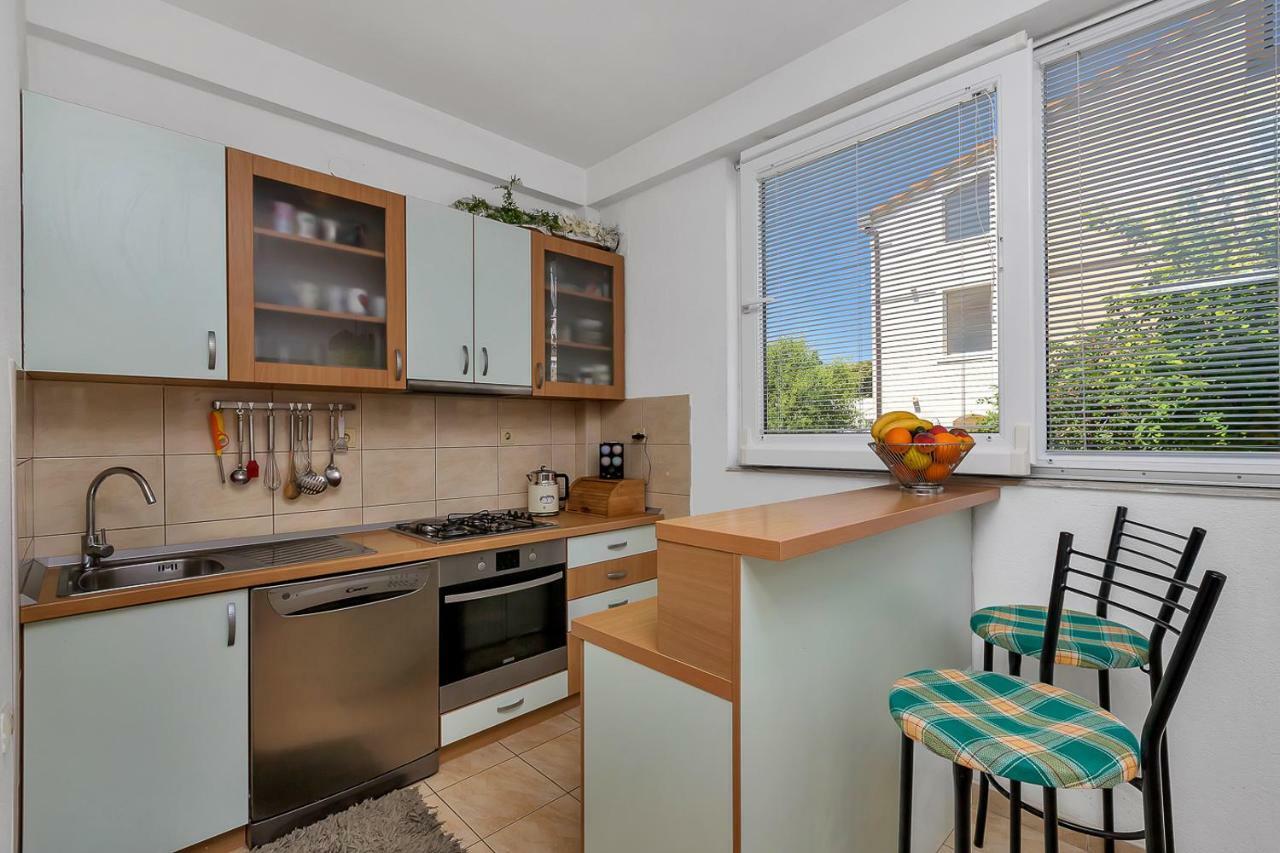 מאקרסקה Apartment Rita מראה חיצוני תמונה