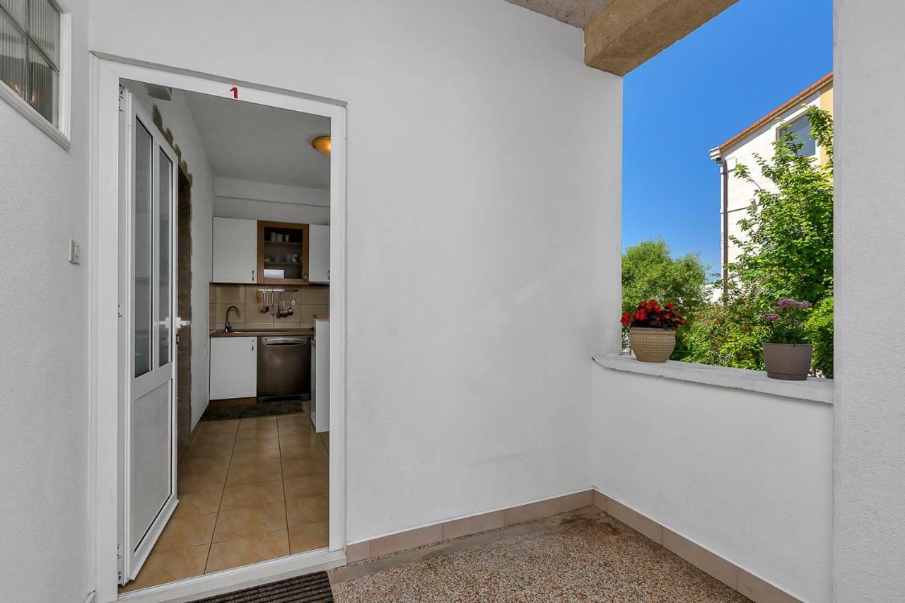 מאקרסקה Apartment Rita מראה חיצוני תמונה
